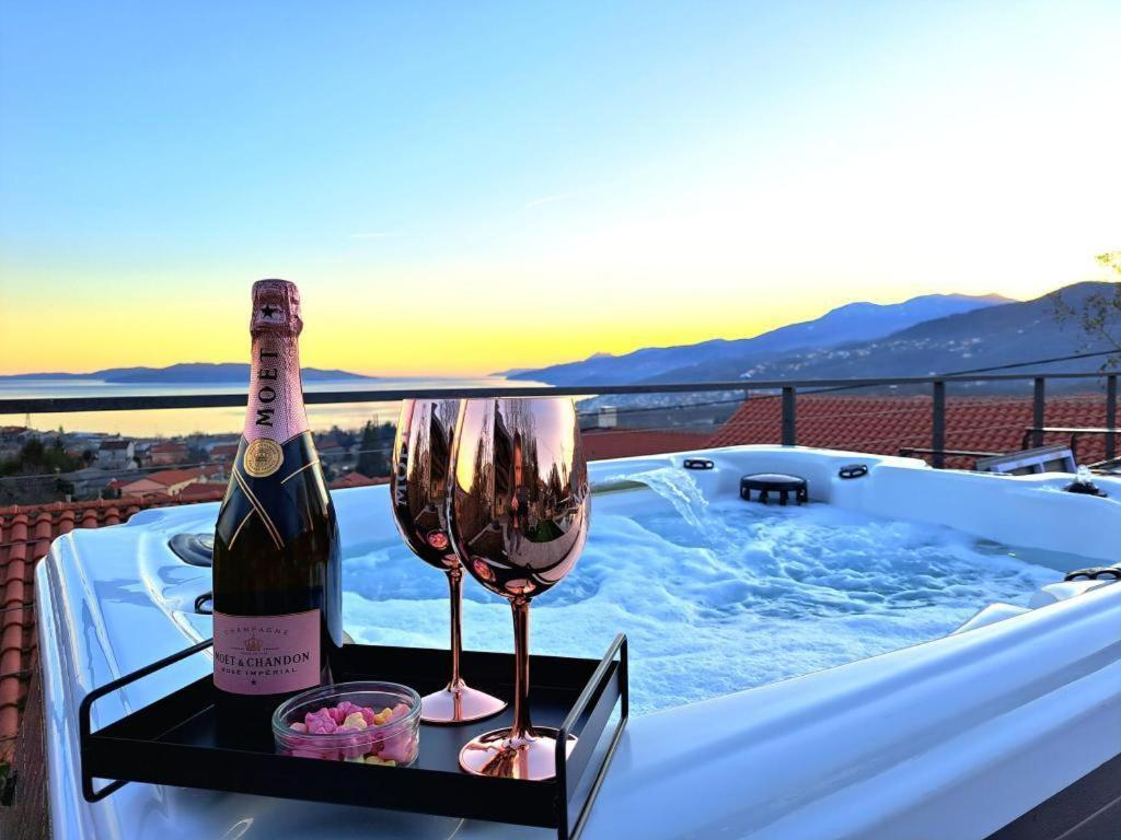 Holiday Home Fiori カスタヴ エクステリア 写真