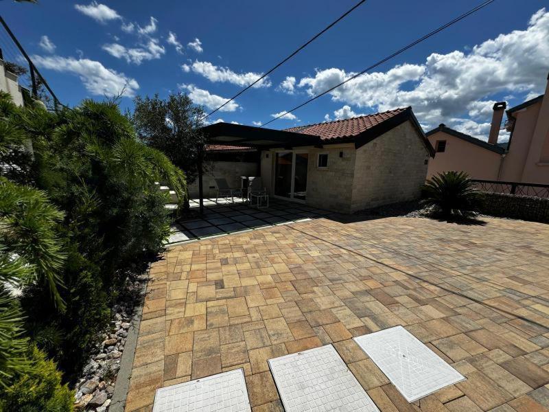 Holiday Home Fiori カスタヴ エクステリア 写真