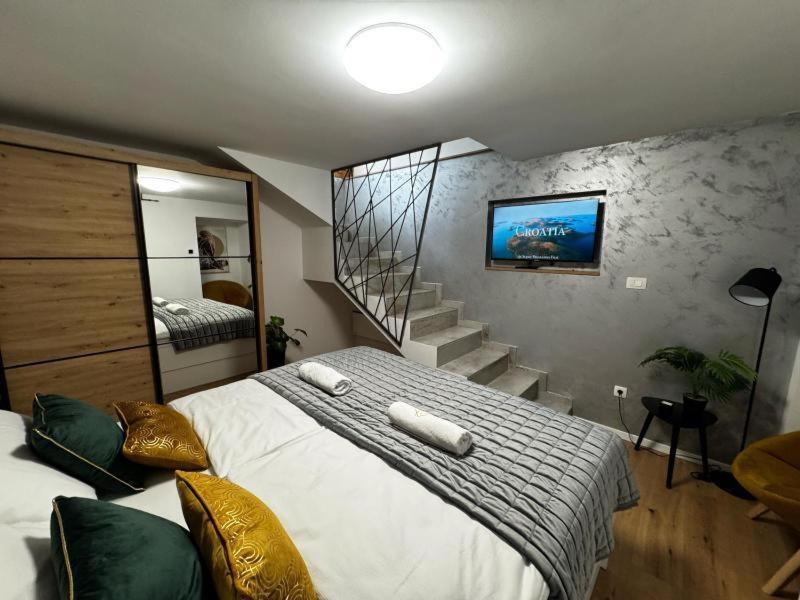 Holiday Home Fiori カスタヴ エクステリア 写真